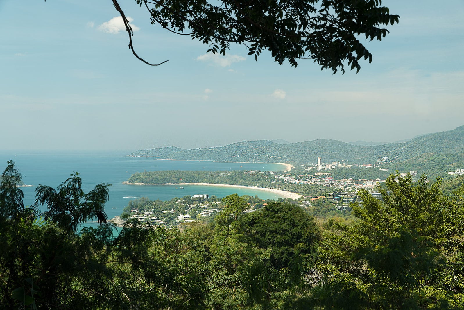 Ausblick auf die drei Buchten von Phuket
